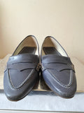 TODS PETROL BLUE/GREY LEATHER POINTED TOE LOAFERS SIZE 6..5/39.5
