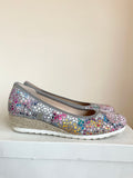 GABOR LIGHT GREY SUEDE & MULTICOLOURED WEDGE HEELS SIZE 7/40 G