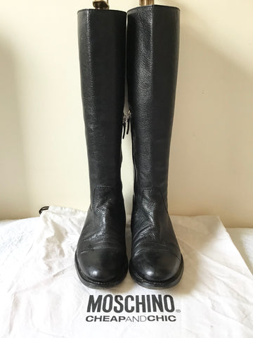 MOSCHINO CHEAP AND CHIC BLACK LEATHER BOOTS SIZE 3/35