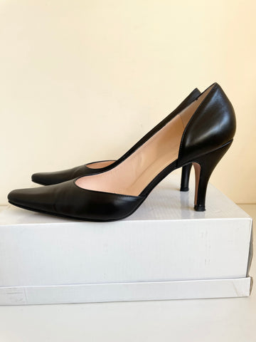 HOBBS BLACK LEATHER CUT OUT SIDE HEELS SIZE 4.5/37.5