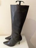 KALIKO DARK BROWN LEATHER KNEE LENGTH HEELED BOOTS SIZE 5/38