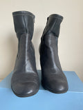 MARKS & SPENCER AUTOGRAPH DARK GREY LEATHER PEWTER BLOCK HEEL ANKLE BOOTS  SIZE 8/42