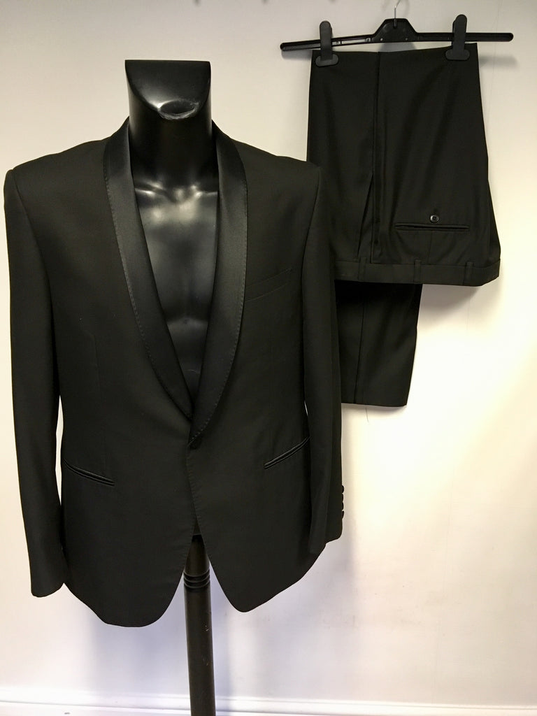 Tuxedo 2025 jacket size