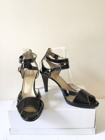 RUSSELL & BROMLEY BLACK PATENT LEATHER HEEL SANDALS SIZE 7/40.5