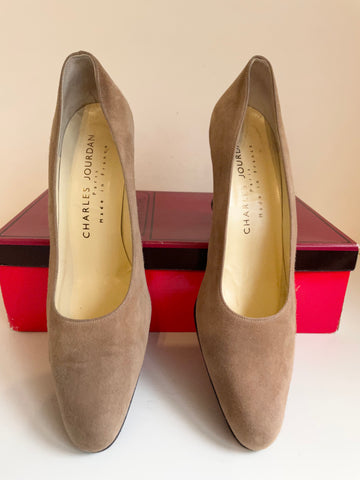 CHARLES JOURDAN PARIS TAUPE SUEDE SHAPED HEEL COURT SHOES SIZE 4/37