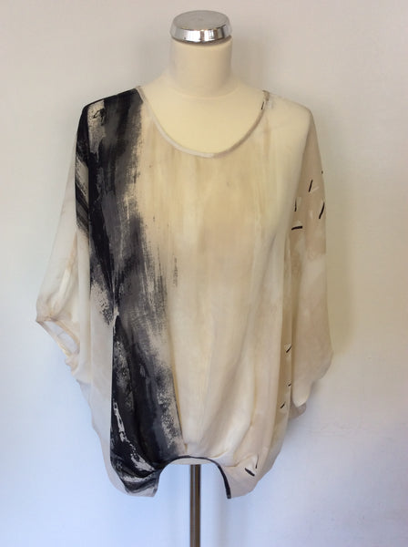 LAUREN VIDAL CREAM,BLACK,GREY & WHITE PRINT FLOATY TOP SIZE M