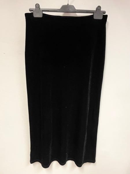 LAURA ASHLEY BLACK VELVET LONG SKIRT SIZE L