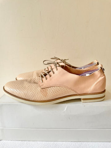BRAND NEW WITH DEFECT GEMO WOMAN PALE PEACH LACE UP LEATHER FLATS SIZE 7/40