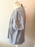 TOAST GREY & WHITE PRINT DRAWSTRING TIE FASTEN SHORT PUFF SLEEVE TOP SIZE 14