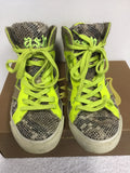 ASH SONIC TAUPE SNAKESKIN & FLUORESCENT YELLOW TRIM HIGH TOP PLIMSOLS SIZE 4/37