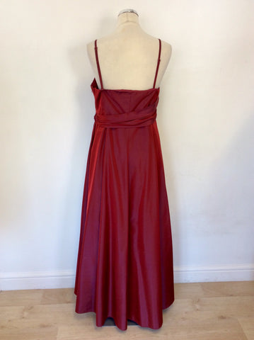 DEBUT DEEP RED STRAPPY/ STRAPLESS EVENING/ BALL GOWN SIZE 16