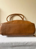 PATRICK COX LARGE TAN LEATHER SHOULDER/OFFICE/OVERNIGHT BAG