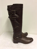 BRAND NEW CLARKS COMFORT DARK BROWN LEATHER KNEE LENGTH BOOTS SIZE 3/35.5