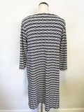 SAHARA NAVY BLUE & WHITE PATTERNED 3/4 SLEEVE STRETCH TUNIC DRESS SIZE M