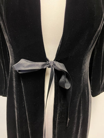 PHASE EIGHT BLACK VELOUR TIE FRONT SPECIAL OCCASION / EVENING COAT SIZE 10