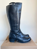 UGG AUSTRALIA BLACK LEATHER KNEE LENGTH BOOTS SIZE UK 7.5 /40