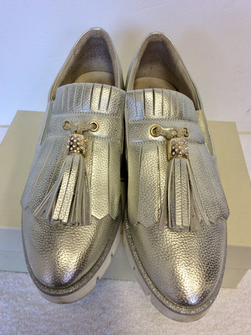 DL SPORT SILVER & WHITE WEDGE HEEL LEATHER LOAFERS SIZE 7/40
