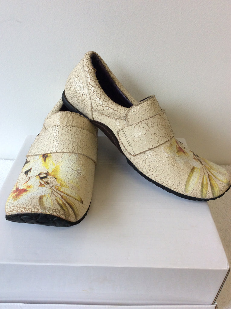 Irregular 2025 shoe brand