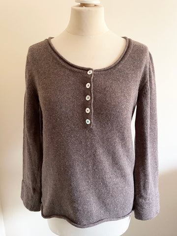 CELTIC & CO BROWN  SCOOP NECKLINE BUTTON TRIM LONG SLEEVE WOOL JUMPER SIZE M