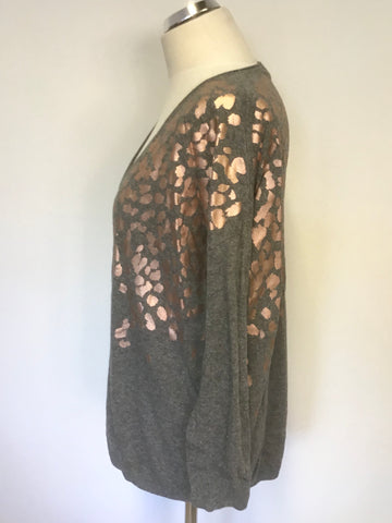 MINT VELVET GREY & GOLD PRINT V NECK LONG SLEEVE JUMPER SIZE M
