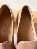 TODS CAMEL LEATHER FLATS SIZE 6.5/39.5
