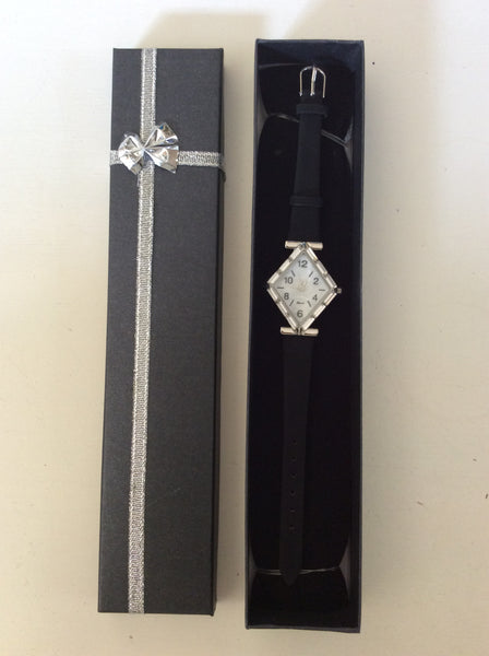 BRAND NEW IN BOX MAC MIRRORED TRIM DRESS WATCH