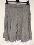 REISS WOOL BLEND GREY WITH NAVY & GREEN CHECK PLEATED CULLOTTES SIZE 14