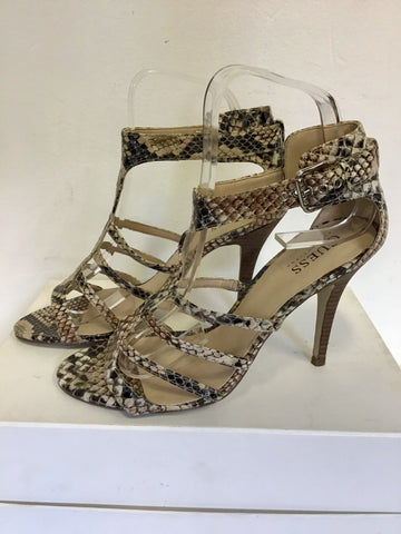 GUESS BY MARCIANO BLACK & BEIGE SNAKESKIN PRINT STRAPPY HEELED SANDALS SIZE 4/37