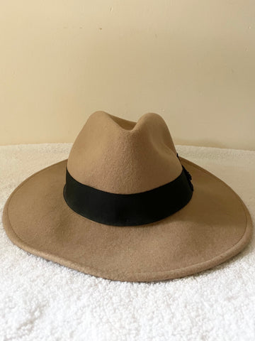 THE KOOPLES CAMEL 100% WOOL FEDORA HAT SIZE S