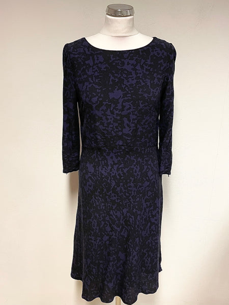 MINT VELVET BLUE & BLACK PRINT 3/4 SLEEVED FIT & FLARE DRESS SIZE 10