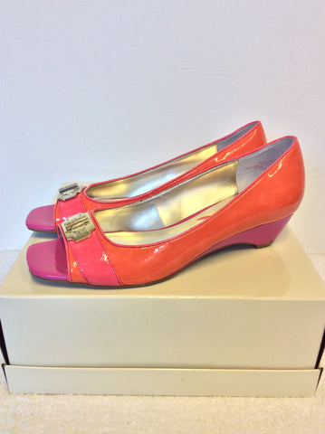 BRAND NEW ANNE KLEIN PINK & CORAL OPEN TOE LOW WEDGE HEELS SIZE 6/39