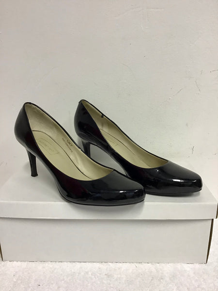 MARKS & SPENCER AUTOGRAPH BLACK PATENT HEELS SIZE 7/40