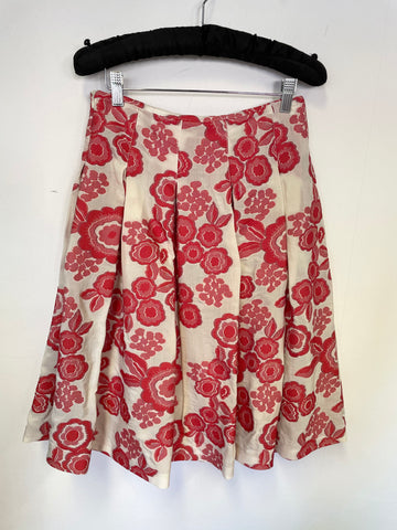 BRAND NEW DAKS RED FLORAL PRINT FIT & FLARE SILK LINED SKIRT SIZE 8