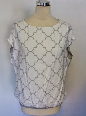 MINT VELVET GREY & WHITE PRINT CAP SLEEVE TOP SIZE 12