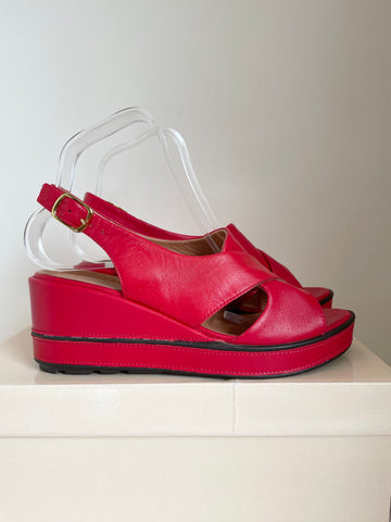 BRAND NEW KINLOCH LAPIN RED LEATHER SLINGBACK WEDGE HEEL SANDALS SIZE 5/38