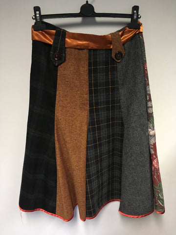 MARSHA SWANZY GREY,BLACK & ORANGE WOOL BLEND FLIPPY PANELLED SKIRT SIZE 10