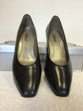 BRAND NEW GABOR COMPETITION BLACK LEATHER HEELS SIZE 4/37