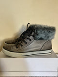 MODA IN PELLE GREY FAUX FUR TRIM HIGH TOP PLIMSOLS SIZE 6.5/40