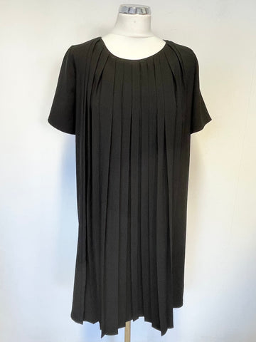 FRENCH CONNECTION BLACK SHORT SLEEVE PLEATED FRONT SHIFT DRESS SIZE 12