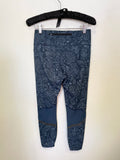 SWEATY BETTY THE ZERO GRAVITY BLUE PAISLEY PRINT RUNNING LEGGINGS SIZE S