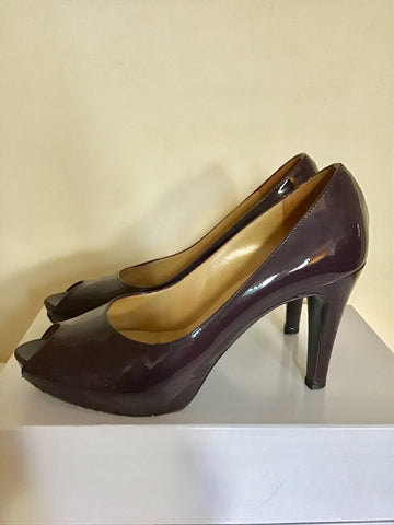 RUSSELL & BROMLEY AUBERGINE PEEP TOE PATENT LEATHER HEELS SIZE 6.5 / 39.5