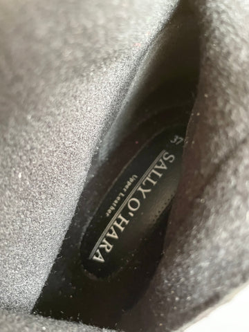 BRAND NEW SALLY O HARA BLACK LEATHER BOOTS  SIZE 4/37