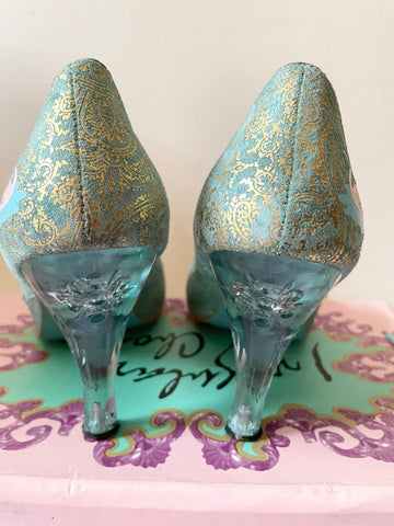 IRREGULAR CHOICE TURQUOISE & GOLD PAISLEY PRINT PERSPEX HEELS SIDE 7/40