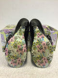 IRREGULAR CHOICE MUTINY BLACK PATENT LEATHER WITH COTTON PANEL TRIM HEELS SIZE 6/39