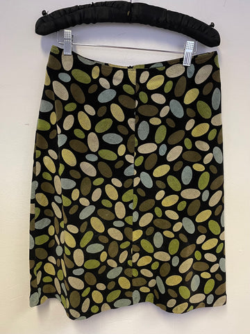 HOBBS BLACK WITH SPOT DESIGN FINE CORDUROY A LINE SKIRT SIZE 10