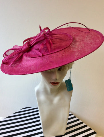 BRAND NEW MAX & ELLIE FUSHIA PINK HATINATOR