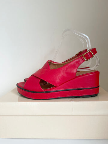BRAND NEW KINLOCH LAPIN RED LEATHER SLINGBACK WEDGE HEEL SANDALS SIZE 5/38