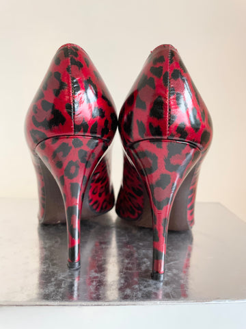 STUART WEITZMAN  RED & BLACK LEOPARD PRINT PATENT LEATHER HEELS AND MATCHING CLUTCH BAG SIZE 3.5/35.5