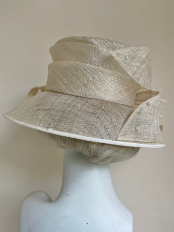 UNBRANDED CREAM & IVORY FEATHER PEARL BEADED BOW TRIM FORMAL HAT