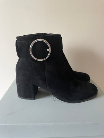 CARVELA SNORE BLACK SUEDE BUCKLE TRIM HEELED ANKLE BOOTS SIZE 5/38